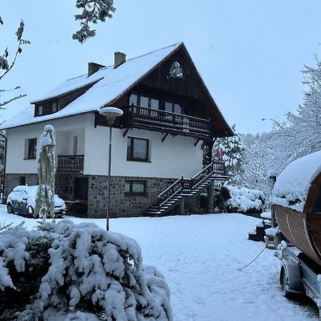 Lesniczowka Wiezyca I Domki Szymbark  Kültér fotó