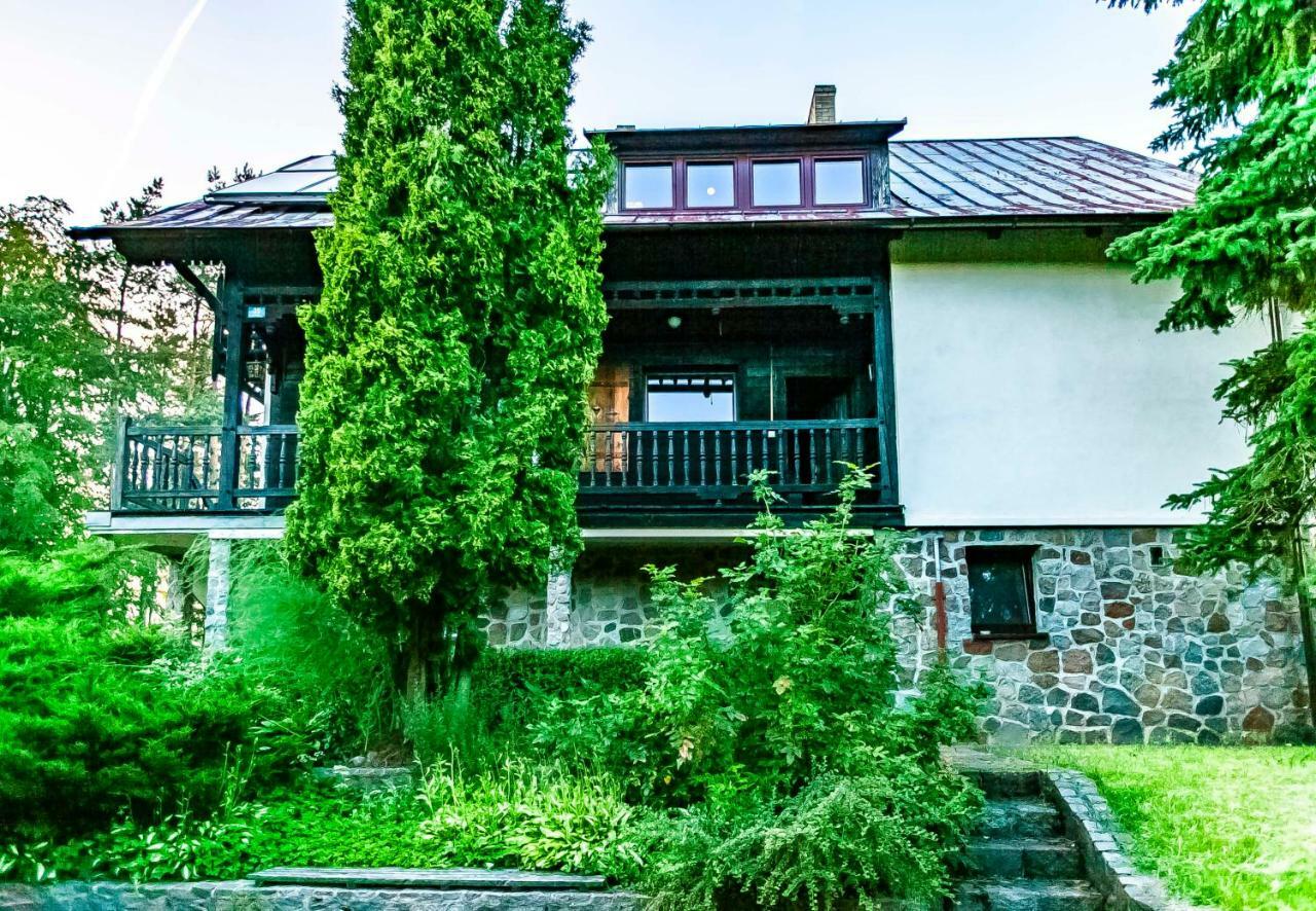 Lesniczowka Wiezyca I Domki Szymbark  Kültér fotó